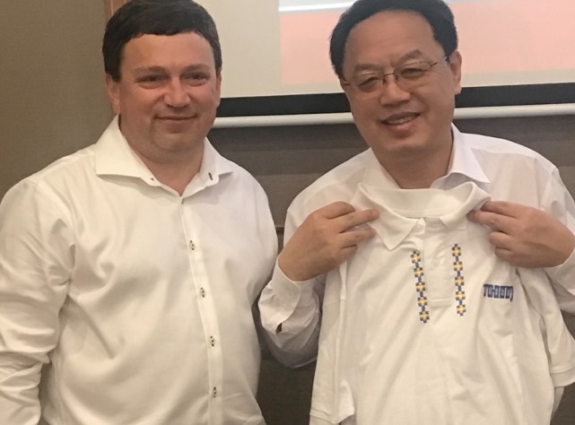 Співпраці бути!